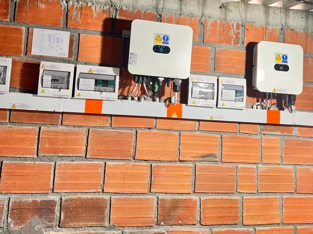 Restaurante Mazorca Paisa — Santágueda — Paneles solares 20.8 kW, inversores Huawei 15 kW | Santágueda, Caldas