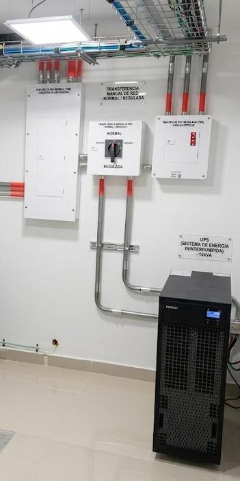 Redes Eléctricas Reguladas y Normales